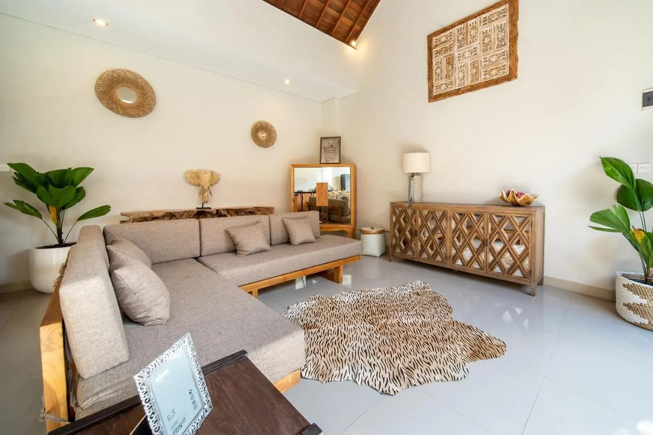 Seminyak Central Private 3 Bedrooms Villa With Swimming Pool